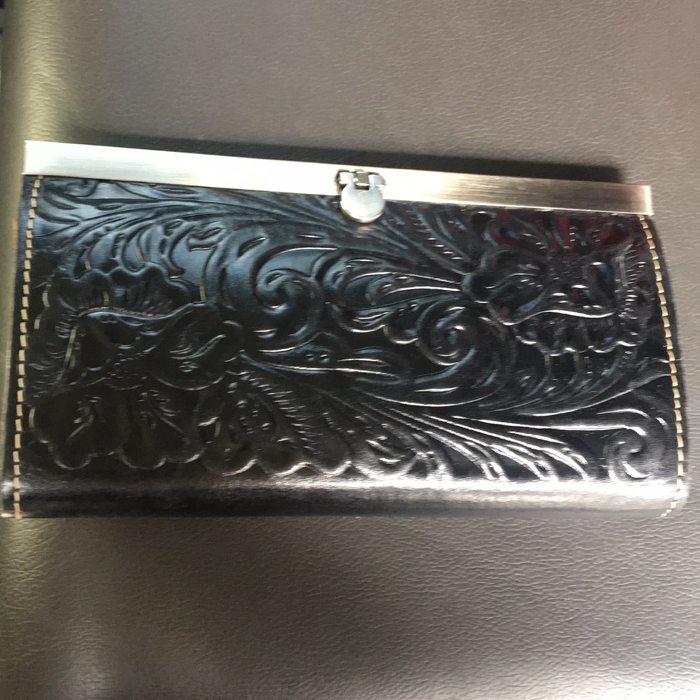 Patricia Nash wallet